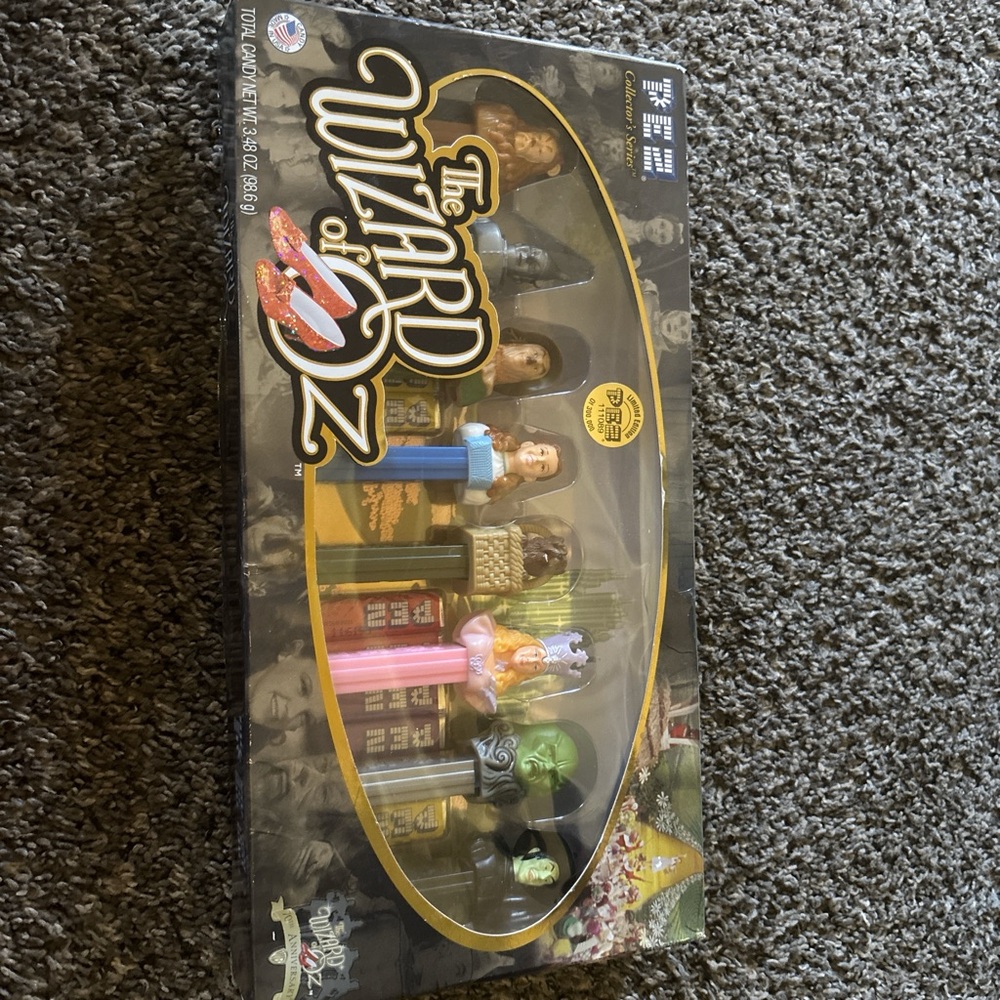 The Wizard of Oz Pez Collectors Item Dispenser Set - Picture 3 of 3